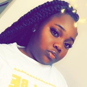 Meet your Posher, Celeste